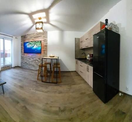 Green Apartments Орадеа Екстериор снимка